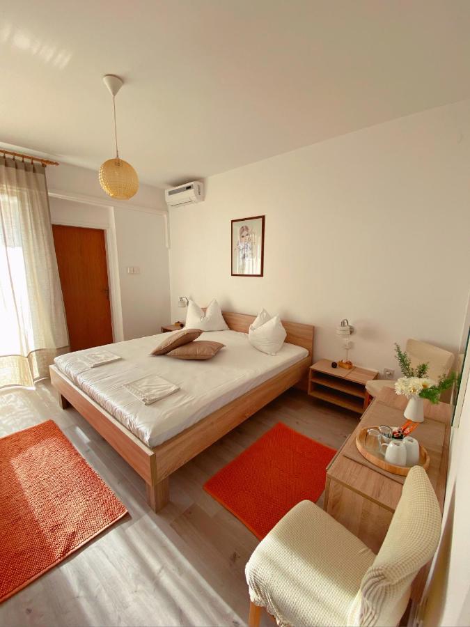 The Manzoni Family 1 Hotel Пунат Екстериор снимка